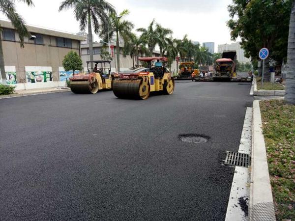 沥青路面